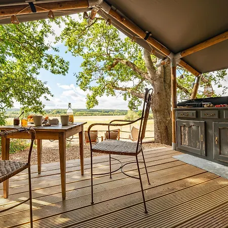 Lyxtält La Lisiere - Sejour Insolite En Pleine Nature - Vue Prairie - Literie De Gamme - Sdb Exterieure Avec Eau Chaude - Terrasse Couverte - 7min Du Lude Et Son Chateau - Ideal Couples Et Randonneurs La Chapelle-aux-Choux